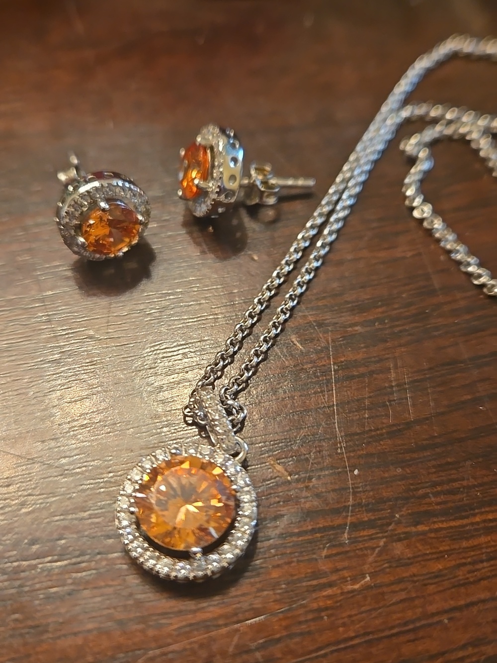 Sterling Silver And Topaz Elegant Necklace And Earrings Jewelry Set - Picture 8 of 12